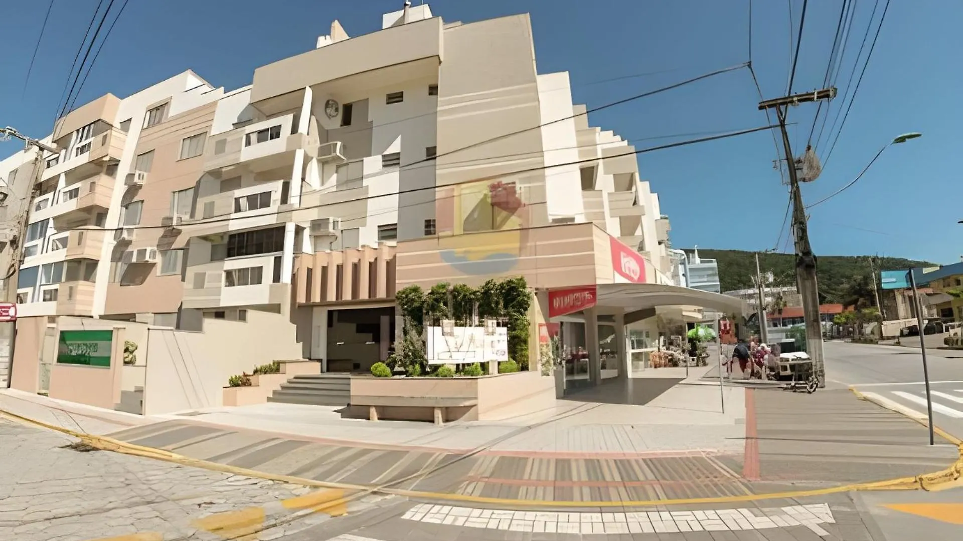 Apartamento Frente Avenida Com Vista Mar Bombinhas